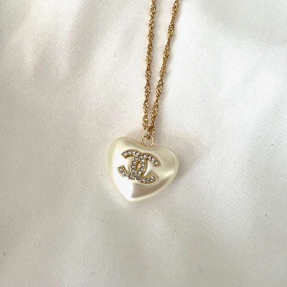 CC White Diamond Heart Pendant